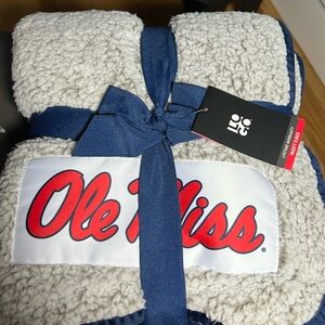Ole Miss Logo Brand Frosty Fleece NWT